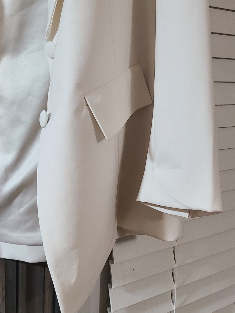 torrid Soho Studio Refined Crepe Blazer Cream Shawl Collar Blazer  *Nwt* - Picture 8 of 16